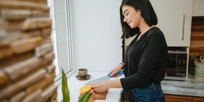 how to clean window tracks